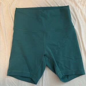 Wunder Train Shorts